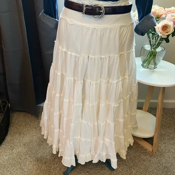 Perfect full skirt for a Cowboy Carter concert, or the beach! - Picture 5 of 5